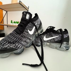 Nike W Air Vapormax Flyknit 3 US 7.5